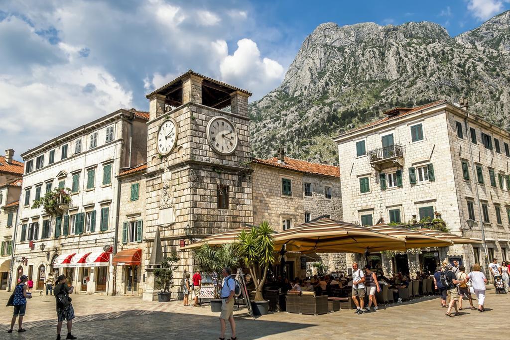 Alisa Sea View Apartment Prcanj Kotor Eksteriør billede